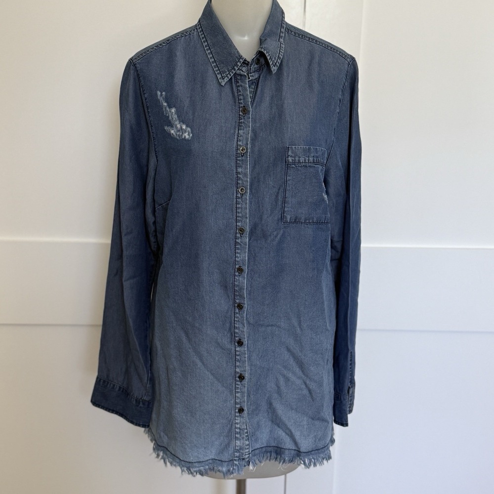 Ragged For Me Too Denim Womens L 100% Tencel Chambray Button Up Shirt Frayed Hem